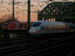 ICE 3 und 433/423 kurz vor Kln Hbf in Abendlicht