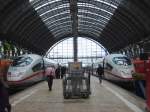 Zwei 3er im Frankfurter Hbf.