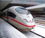Bereitgestellter ICE3 in Mnchen Hbf, 14.2.09.