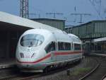 ICE3 am 2.5.10 in Duisburg Hbf