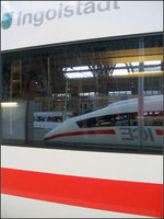 Design-Impressionen ICE 3 -

Hauptbahnhof Frankfurt am Main. 

01.09.2005 (M)