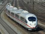 ICE-3 bei der Einfahrt Mnchen HBF.