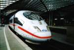 ICE 3 der NS in Kln HBF.