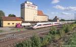 Ein ICE nach Hamburg raste am 4.9.15 in Herrnberchtheim am Engert-Lagerhaus und einem pink lackierten LKW vorbei.