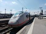 ICE Velaro nach Dortmund im Stuttgarter Hbf.