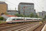 DB ICE Velaro D 407 012 in D�sseldorf Rath, Juni 2021.