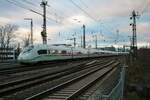 DB Fernverkehr ICE3 Velaro D Doppeltraktion am 22.01.22 in Frankfurt am Main Main Neckar Brücke