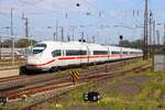 DB Fernverkehr ICE3 Velaro D am 18.05.25 in Hanau Hbf vom Bahnsteig aus fotografiert