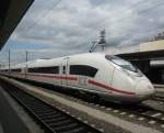 ICE (BR 407), auf Testfahrt in Hannover HBF am 07.07.2011.