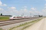 ICE Velaro D 4702 am 26.07.2011 bei Hattenhofen.