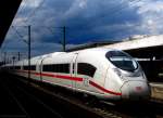 Ein Lichtblick fr den Fernverkehr? Der neue ICE der Baureihe 407 in Hannover.