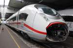 Velaro D abgestellt in Wegberg-Wildenrath in der Halle.Aufgenommen am 1.7.12 beim Tag der offenen Tr.