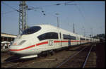 Am 11.9.1999 präsentierte die DB bei einer Ausstellung in Minden in Westfalen auch diesen neuen ICE 406002.