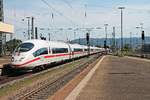 Einfahrt am 06.08.2015 von 406 510-8 (4610)  Frankfurt am Main  als ICE 504 (Basel SBB - Köln Hbf) zusammen mit 406 054-7 (4654) als ICE 104 (Basel SBB - Amsterdam Centraal) in den Badischen
