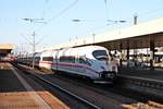 Nachschuss am 18.11.2017 auf 406 582-7 (4682)  Köln , als dieser als ICE 504 (Basel SBB - Köln Hbf) auf Gleis 4 an den Bahnsteig in Basel Bad Bf rollte.