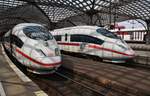 406 080-2  Würzburg  trifft am 16.8.2017 als ICE817 von Köln Hauptbahnhof nach Frankfurt(Main) Hauptbahnhof im Kölner Hauptbahnhof auf 406 082-8  Köln  als ICE124 von