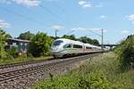 Als ICE 204 (Basel SBB - Köln Hbf) fuhr am Nachmittag des 29.05.2020 der 406 504-1 (4604)  Brussel/Bruxelles  zusammen mit 406 054-7 (4654), welcher als ICE 104 (Basel SBB - Amsterdam Centraal) verkehrte, über die Rheintalbahn durchs Industriegebiet von Buggingen in Richtung Freiburg (Breisgau).