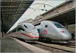 ICE und TGV in Paris Est am 21. Januar 2008. Immer wieder faszinierend und seit Jahren unverändert: die nostalgisch anmutenden Fahrleitungs - Querträger. 