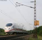 Zwei unbekante 403/406er als ICE 602 nach Kln am km 149,4 bei Offenburg 8.6.08.