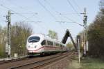 Der 406 003 fuhr am 02.04.2011 ber die Drener Dreigurtbrcke.