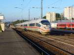 406 080 (Wrzburg) fhrt als ICE 9550 Frankfurt (Main) - Paris Est am 11.07.2011 aus Kaiserslautern