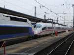 Fährt man bald gemeinsam nach Frankreich?    Ein ICE 3 der DB wartet auf Gleis 19 von Frankfurt am Main auf die Abfahrt in Richtung Niederlande.