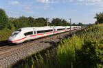 ICE 3 neo Taufname Düsseldorf (8019) in der Früh am 11.08.2026 bei Vierkirchen.