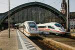 Deutschland-ICE 412 057  Bundesrepublik Deutschland  & DB ICE 406 585-0 in K�ln Hbf, Juni 2022.