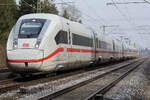 ICE 4 9211 (812 211-7) zwischen Baldham und Zornedingm 8.3.26.