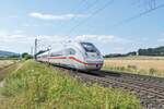 ICE 812 027-1 ist am 21.07.2021 auf dem Weg nach Fulda bei Kerzell unterwegs.