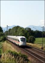 411 010  Naumburg (Saale)  ist am 24.06.2007 als ICE116 von Wien Westbahnhof nach München unterwegs.