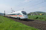 ICE 415 521-4  Homburg/Saar  ist am 04.05.2022 in Richtung Erfurt unterwegs, bei Reilos