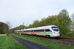 Tz 1125 (411 004-5) als ICE 1545 nach Berlin Hbf in B�nen Nordb�gge, 12. April 2026