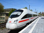 Ende April 2026 konnte ich bei der Einfahrt zum Hauptbahnhof in Bochum den ICE T 1178  Ostseebad Warnem�nde  ablichten.