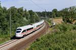 411 068-0  Ellwangen  als ICE 1037 nach Frankfurt am Main in Samtens auf R�gen, 9. August 2026