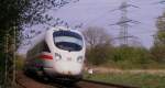 ICE vor der Durchfahrt Bf. Essen-Kray-Sd; 09.04.2007