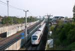 Auf Abwegen: Nachschuss auf 411 569 (Tz 1169) als unbekannter ICE, der in Halle-Ammendorf abweichend auf der Bahnstrecke Halle–Bebra (KBS 580) fährt und nicht auf die Neubaustrecke Erfurt–Leipzig/Halle (KBS 580) abzweigt. Aufgenommen von der Brücke Hohe Straße. [22.4.2018 | 17:58 Uhr]