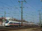 411 081  Horb am Neckar  als ICE 185 Stuttgart Hbf - Zrich HB bei der Ausfahrt Singen(Htw). 19.03.10