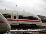 TZ 1121 (Homburrg (Saar)) als ICE von Frankfurt nach Dresden in Eisenach (4.12.05)