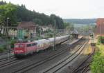 115 205-7 zieht am 10. Juli 2013 den 411 001  Neustadt an der Weinstrae  durch Kronach in Richtung Nrnberg.