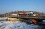 Da ist er, der neue Liebling der(Eisenbahn-)Nation. Jubilumszug ICE 415 022 am Morgen des 09.03.2010 als ICE1642 aus Dresden kommend, auf dem Weg nach Frankfurt/Main in Leipzig.