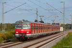 Ein Vollzug der Münchner S3 bestehend aus zwei 420er-Einheiten ist am 08.09.2017 bei München-Aubing auf Weg zu seiner Endstation in Grafrath