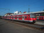 Am 13.5.2008 konnte ich den ET 420 932-6 am Gleis 1 des Schorndorfer Bahnhofs Fotografieren 