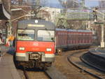 am 12.3.2014 konnte ich den 420 413-7 auf seine Fahrt von Schorndorf nach Stuttgart-Vaihingen in wablingen Fotografieren.