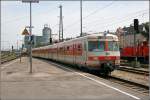 Der Mnchener S-Bahn Museumszug 420 001 fhrt von Steinhausen kommend als Sonderzug in den Mnchener Ostbahnhof ein.