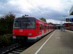 420 910 steht in Weil der Stadt zur Abfahrt bereit. Aufgenommen am 11.10.2009