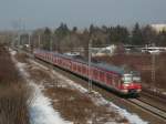 Doppeltraktion Br 420 als S9 Wiesbaden Hbf - Hanau Hbf zwischen Wiesbaden-Ost und Mainz-Kastel.