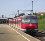 420 401-2 der Stuttgarter S-Bahn erreicht am 26.