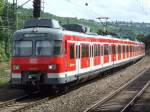 ET 420 400 Plus fhrt am 21.08.2008 auf der S1 einen Zwischentaktzug von Esslingen zur Schwabstrasse.