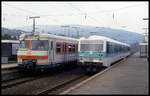 420725 und 628449 im Bahnhof Niedernhausen am 2.10.1994 um 11.45 Uhr